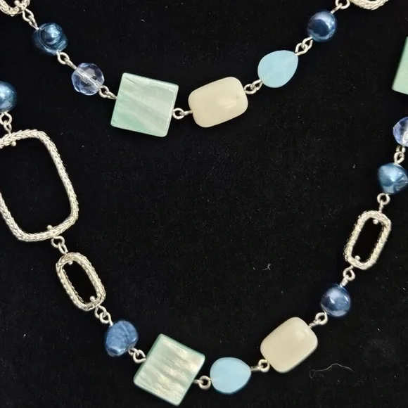 Lia Sophia Vista Rivershell Blue & Silver Necklace - Picture 2 of 2